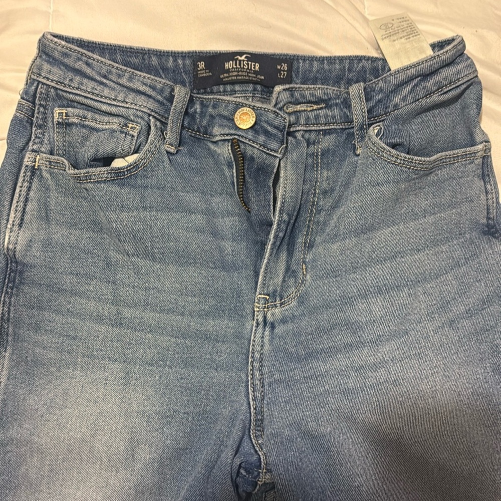 hollister mom jeans